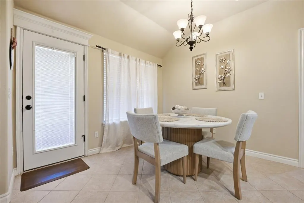 Photo 12 — 11601 SW 17th Court, Yukon, OK 73099