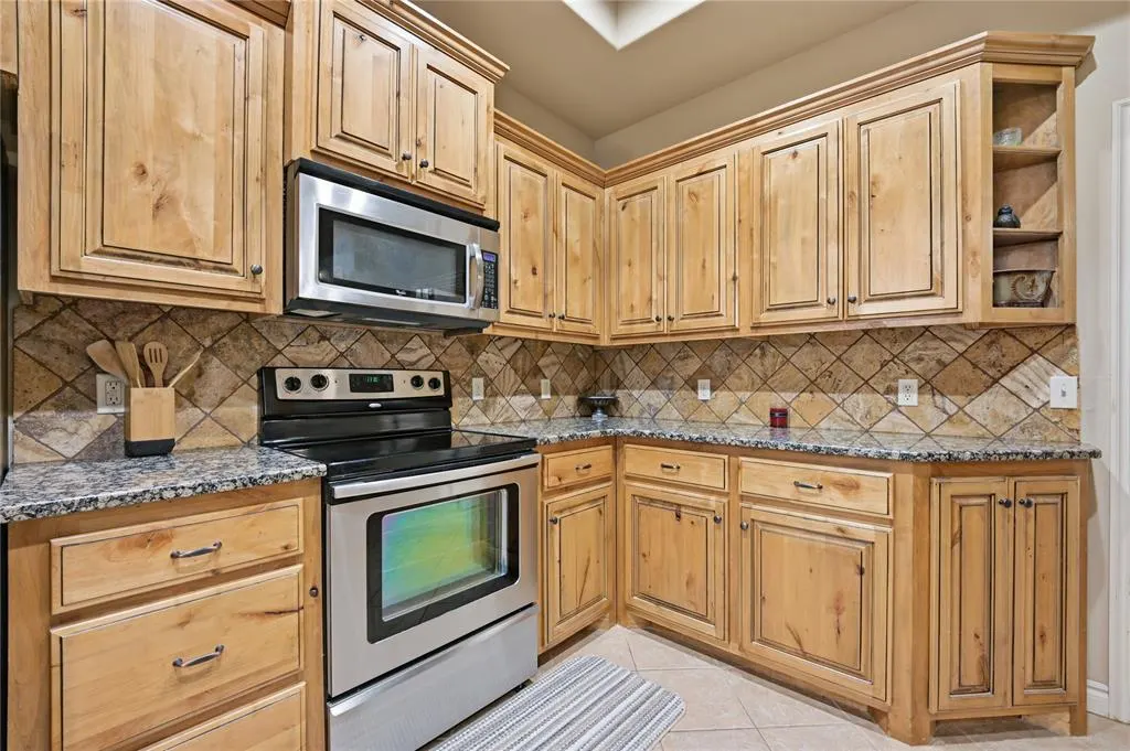 Photo 14 — 11601 SW 17th Court, Yukon, OK 73099