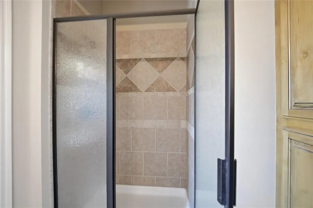 Photo 22 — 11601 SW 17th Court, Yukon, OK 73099