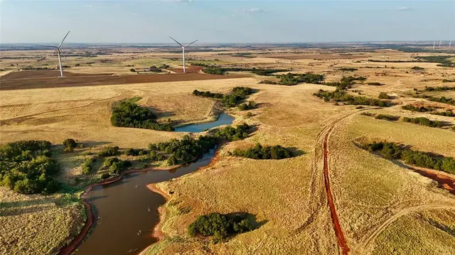 Photo 6 — 26498 E 670 Road, Hennessey, OK 73742