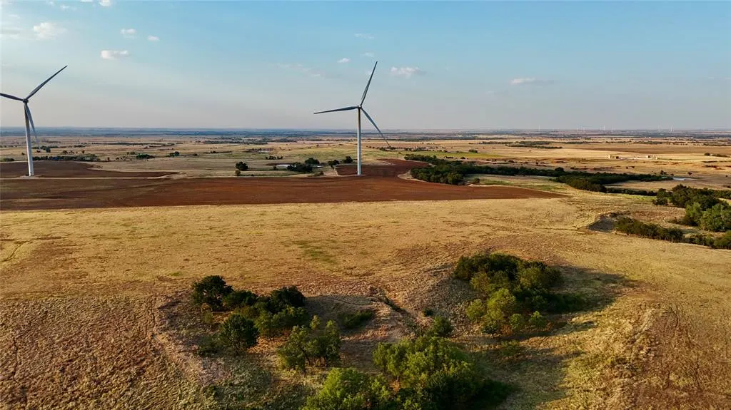 Photo 28 — 26498 E 670 Road, Hennessey, OK 73742