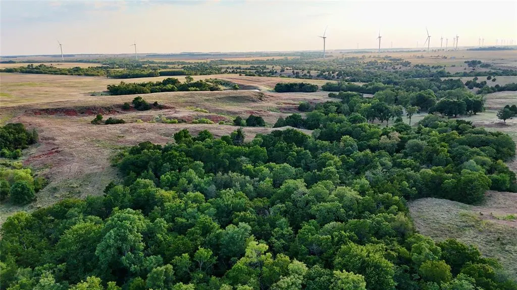 Photo 33 — 26498 E 670 Road, Hennessey, OK 73742