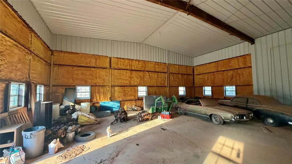 Photo 43 — 26498 E 670 Road, Hennessey, OK 73742