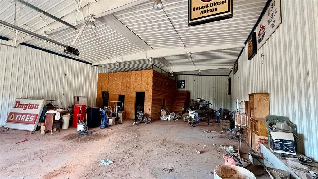 Photo 46 — 26498 E 670 Road, Hennessey, OK 73742