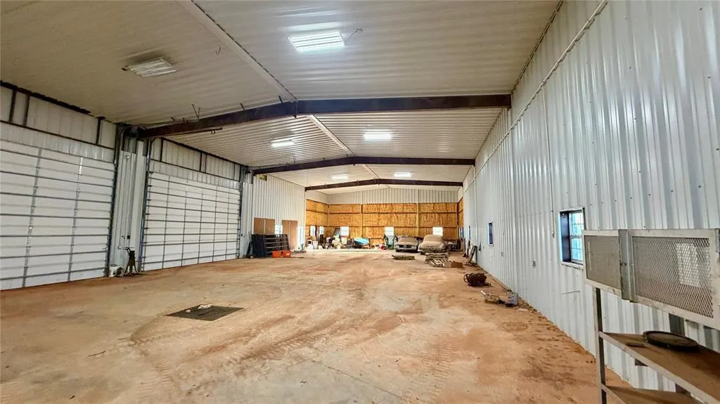 Photo 47 — 26498 E 670 Road, Hennessey, OK 73742
