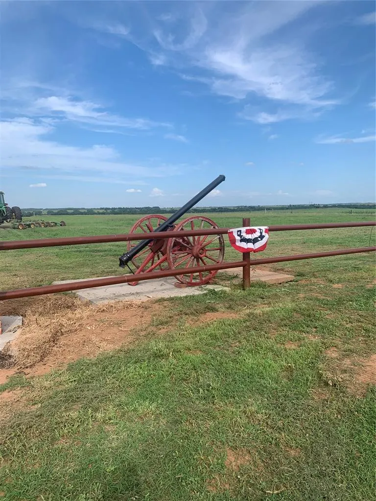 Photo 8 — 11111 N Hazlett- Highway 9 Highway, Fort Cobb, OK 73038