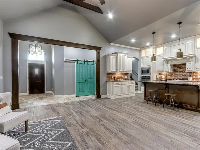 Photo 3 — 4613 Hambletonian Lane, Mustang, OK 73064