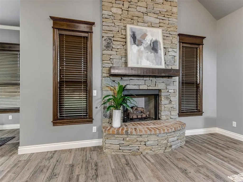 Photo 7 — 4613 Hambletonian Lane, Mustang, OK 73064