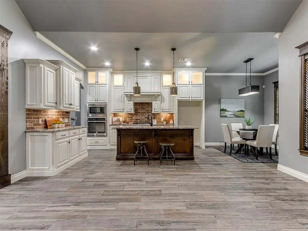 Photo 9 — 4613 Hambletonian Lane, Mustang, OK 73064
