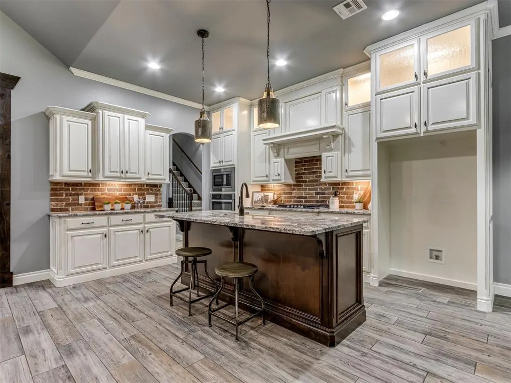 Photo 10 — 4613 Hambletonian Lane, Mustang, OK 73064