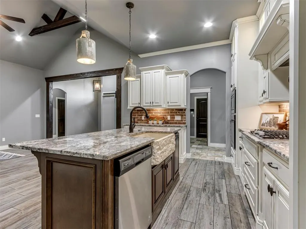 Photo 11 — 4613 Hambletonian Lane, Mustang, OK 73064