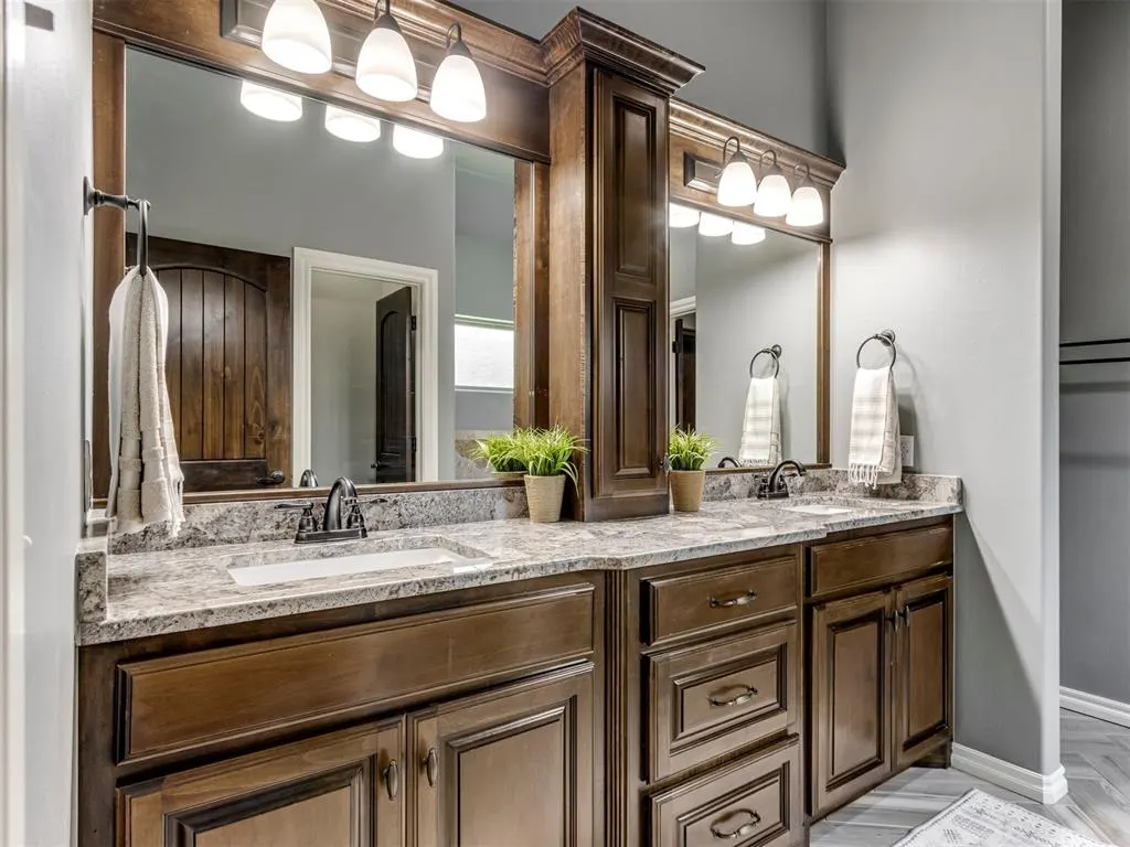 Photo 17 — 4613 Hambletonian Lane, Mustang, OK 73064