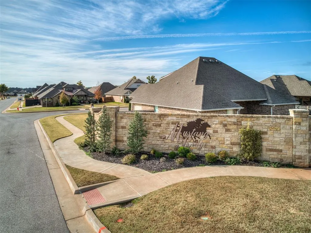 Photo 35 — 4613 Hambletonian Lane, Mustang, OK 73064