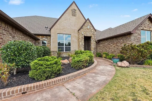 Photo 3 — 9105 SW 34th Street, Oklahoma City, OK 73179