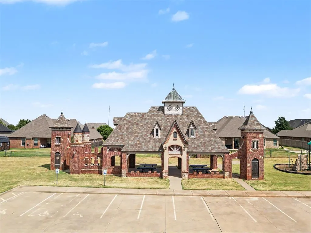 Photo 32 — 9105 SW 34th Street, Oklahoma City, OK 73179