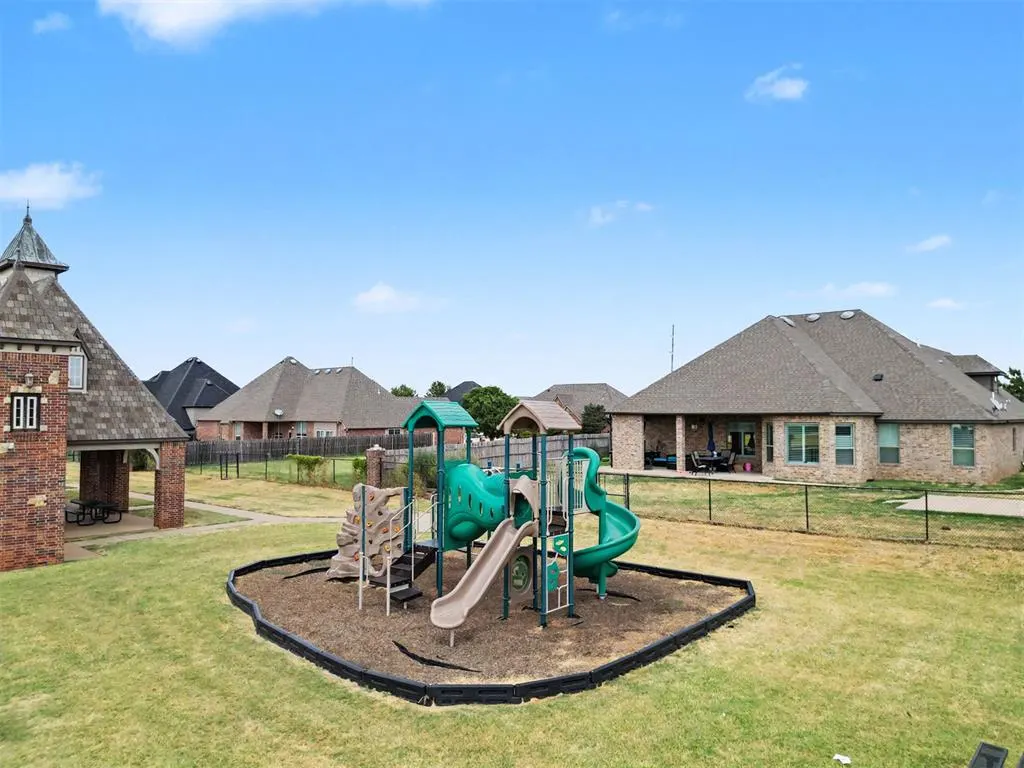 Photo 33 — 9105 SW 34th Street, Oklahoma City, OK 73179