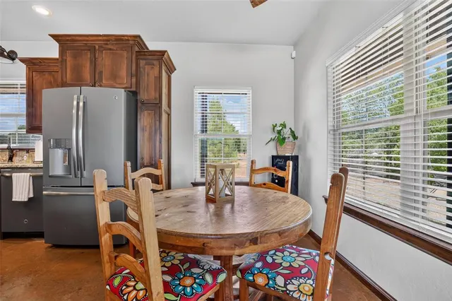Photo 8 — 138 NW Tanyas Trail, Cache, OK 73527