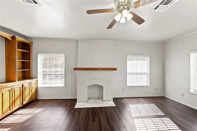 Photo 5 — 939 W 2nd Street, Elk City, OK 73644