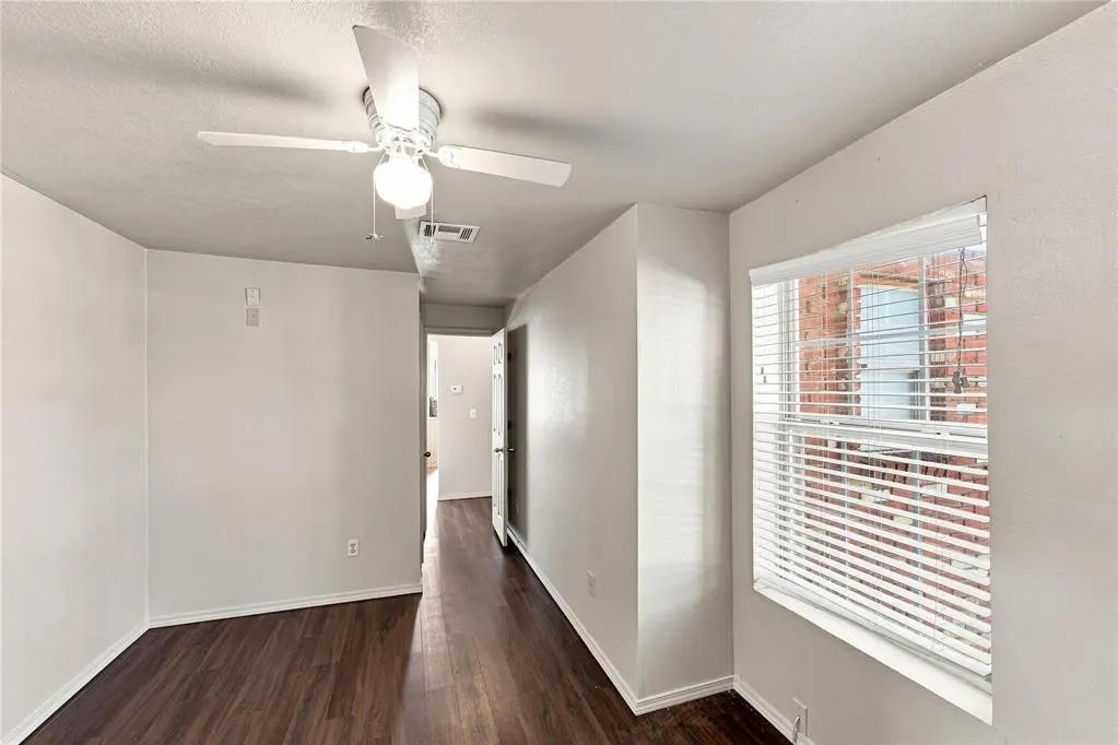 Photo 15 — 939 W 2nd Street, Elk City, OK 73644
