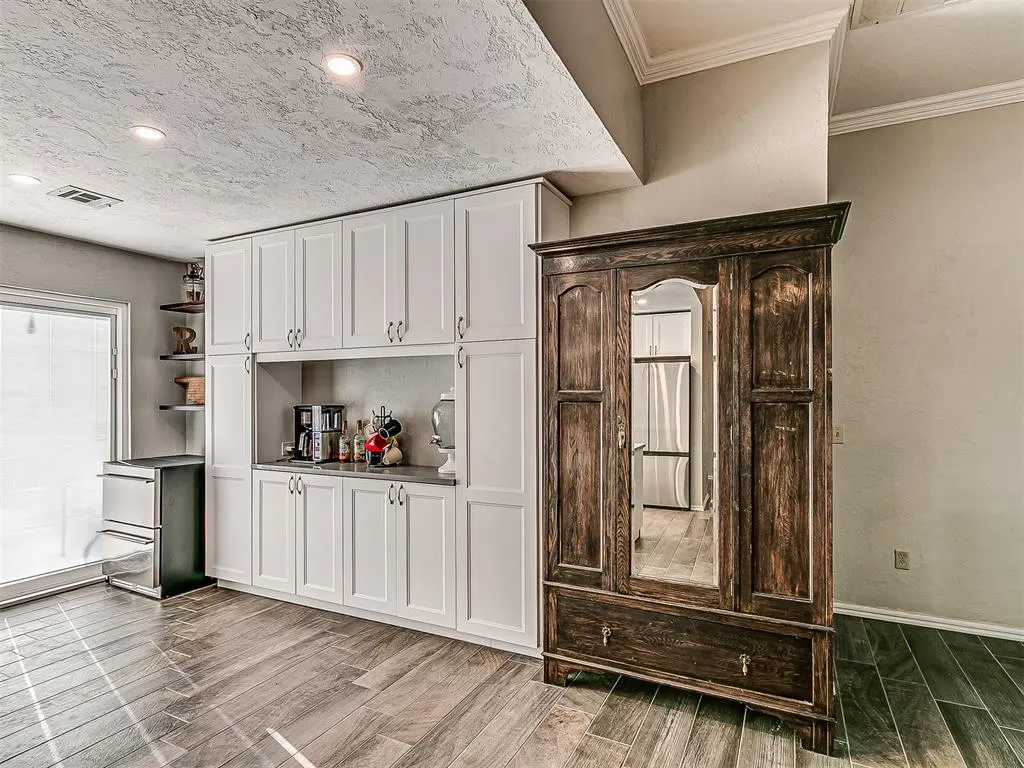 Photo 23 — 10400 NW 42nd Street, Yukon, OK 73099