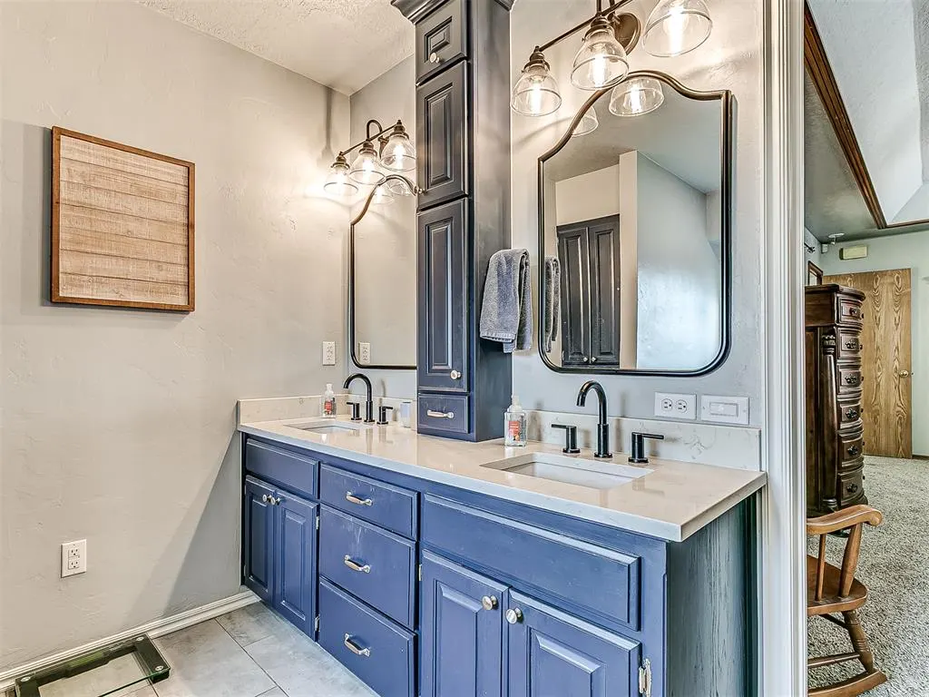 Photo 33 — 10400 NW 42nd Street, Yukon, OK 73099