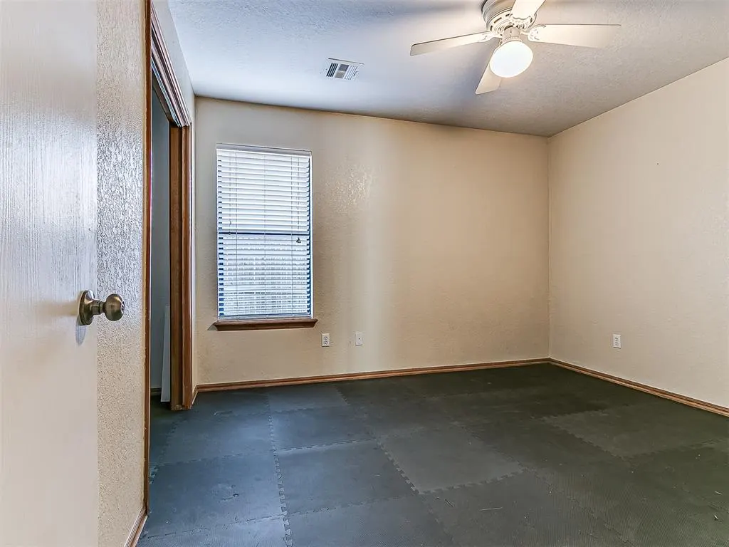 Photo 39 — 10400 NW 42nd Street, Yukon, OK 73099