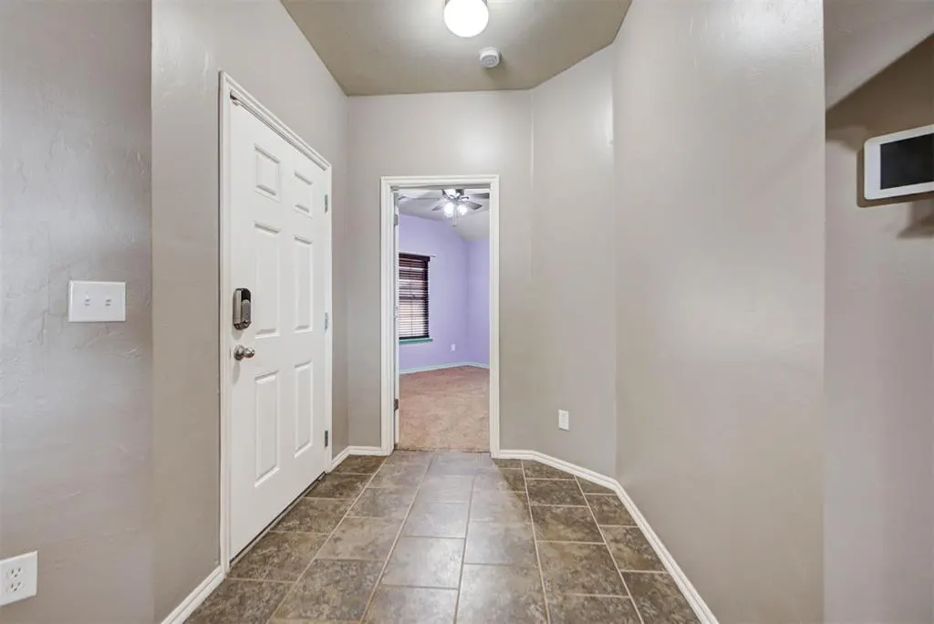 Photo 6 — 13628 Bradbury Lane, Piedmont, OK 73078