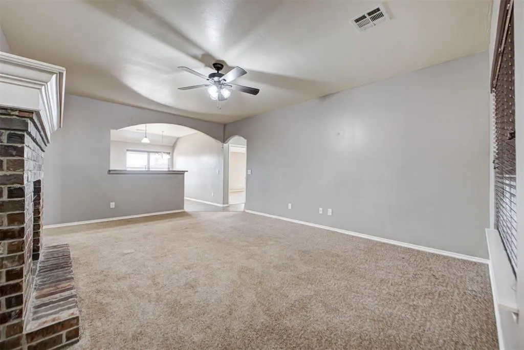 Photo 7 — 13628 Bradbury Lane, Piedmont, OK 73078