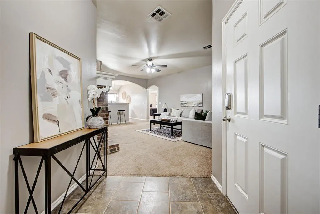 Photo 5 — 13628 Bradbury Lane, Piedmont, OK 73078