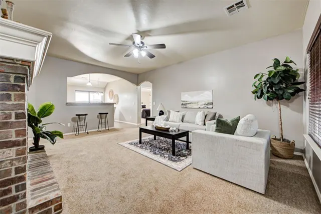 Photo 6 — 13628 Bradbury Lane, Piedmont, OK 73078
