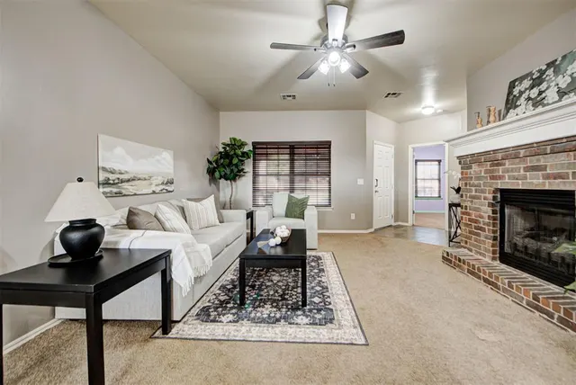 Photo 7 — 13628 Bradbury Lane, Piedmont, OK 73078