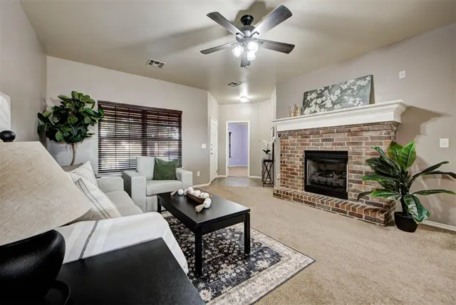 Photo 8 — 13628 Bradbury Lane, Piedmont, OK 73078