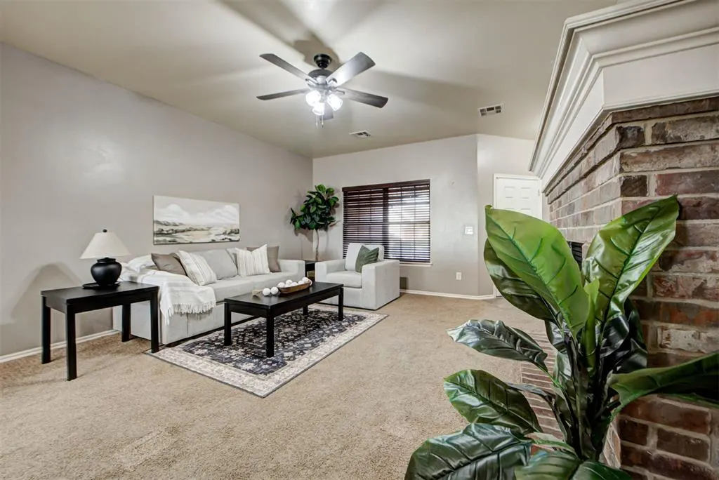 Photo 10 — 13628 Bradbury Lane, Piedmont, OK 73078