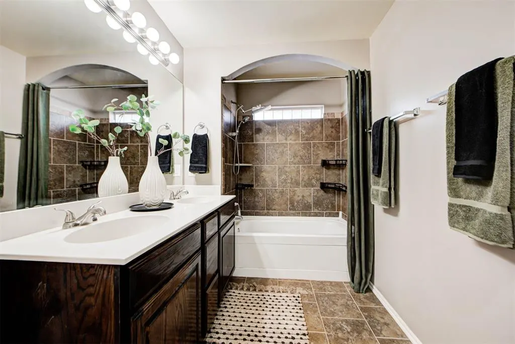 Photo 26 — 13628 Bradbury Lane, Piedmont, OK 73078
