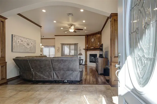 Photo 3 — 1701 Jordan Drive, Oklahoma City, OK 73160