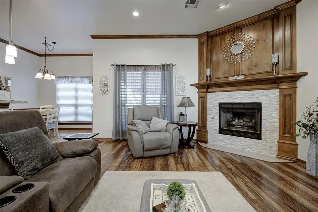 Photo 5 — 1701 Jordan Drive, Oklahoma City, OK 73160