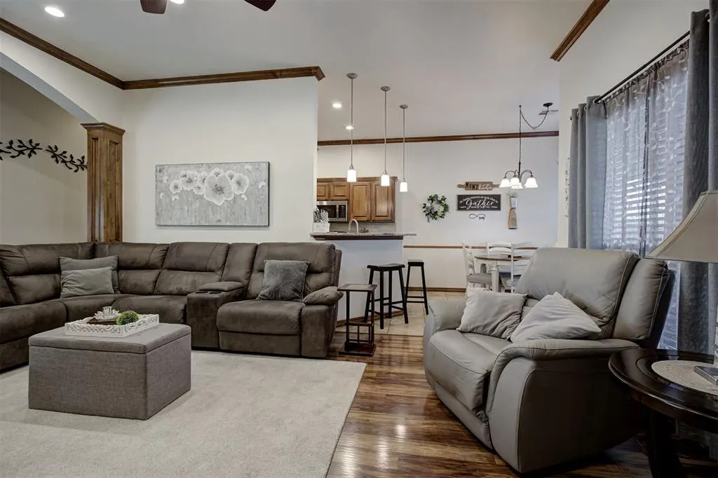 Photo 8 — 1701 Jordan Drive, Oklahoma City, OK 73160