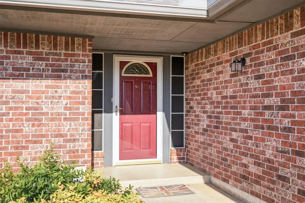 Photo 7 — 1001 Buckingham Drive, Newcastle, OK 73065