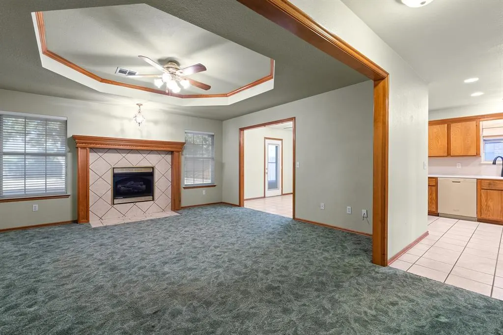 Photo 10 — 1001 Buckingham Drive, Newcastle, OK 73065