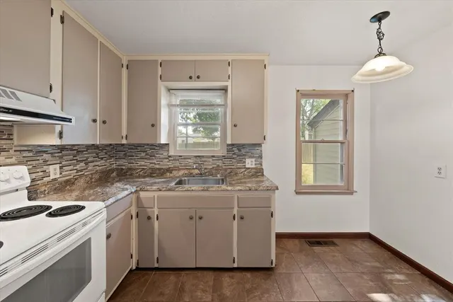 Photo 6 — 408 E Key Boulevard, Midwest City, OK 73110