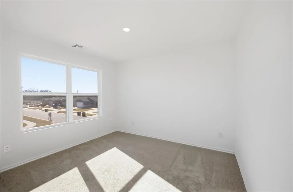 Photo 19 — 10017 Blackjack Road, Yukon, OK 73099