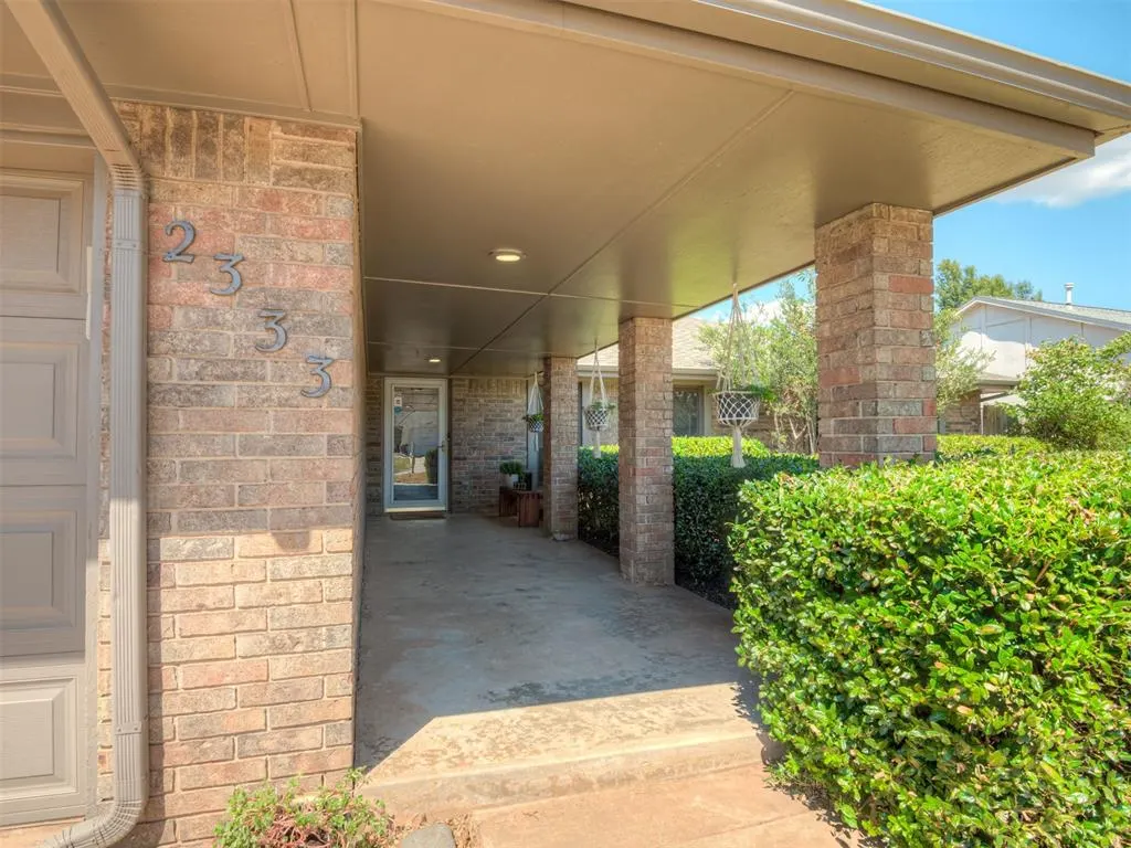 Photo 2 — 2333 NW 121st Street, Oklahoma City, OK 73120