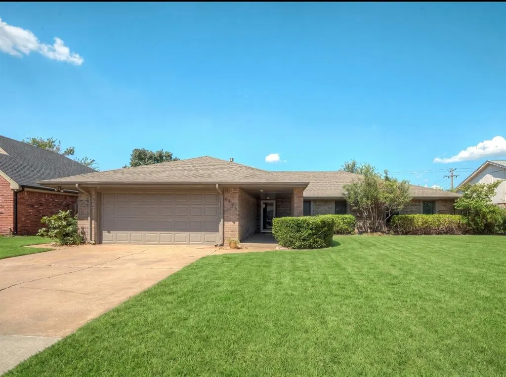 Front exterior — 2333 NW 121st Street, Oklahoma City, OK 73120