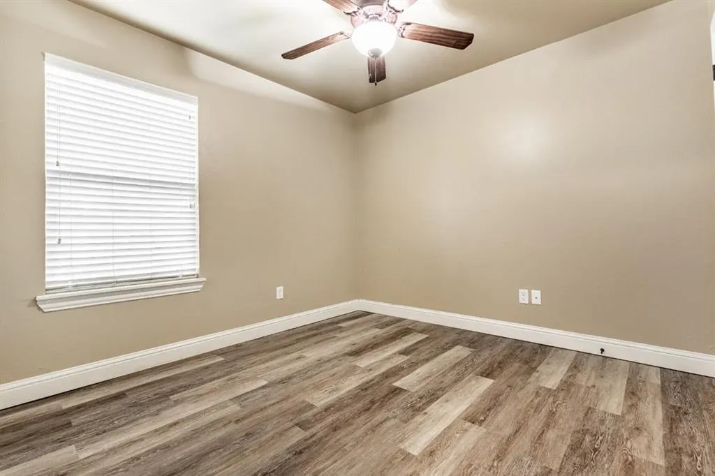 Photo 15 — 13909 Drakes Way, Yukon, OK 73099