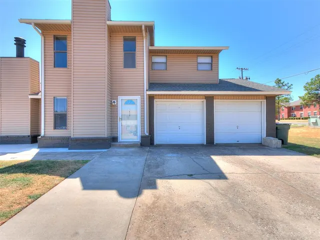 Photo 7 — 1020 N Chowning Avenue, Edmond, OK 73034