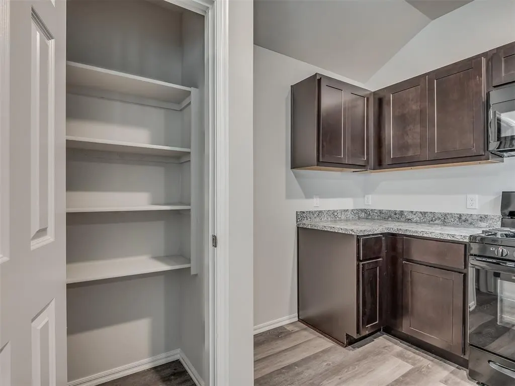 Photo 17 — 1009 S Colt Lane, Mustang, OK 73064
