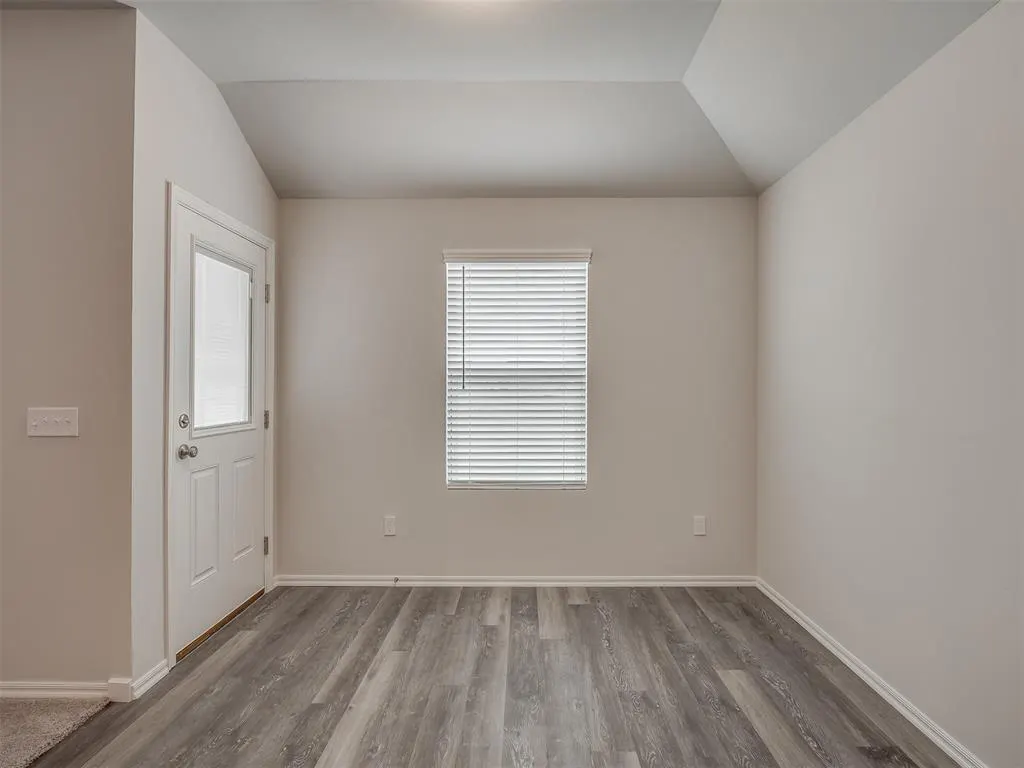 Photo 23 — 1009 S Colt Lane, Mustang, OK 73064