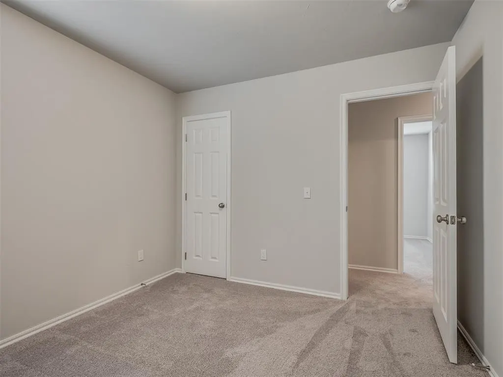 Photo 36 — 1009 S Colt Lane, Mustang, OK 73064