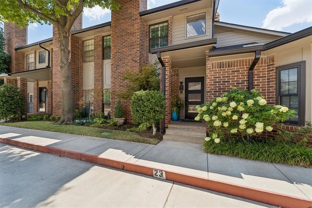 Front exterior — 6204 Waterford Boulevard 23, Oklahoma City, OK 73118