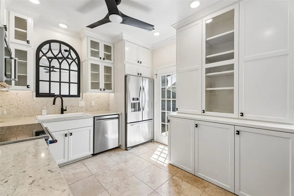 Photo 8 — 6204 Waterford Boulevard 23, Oklahoma City, OK 73118